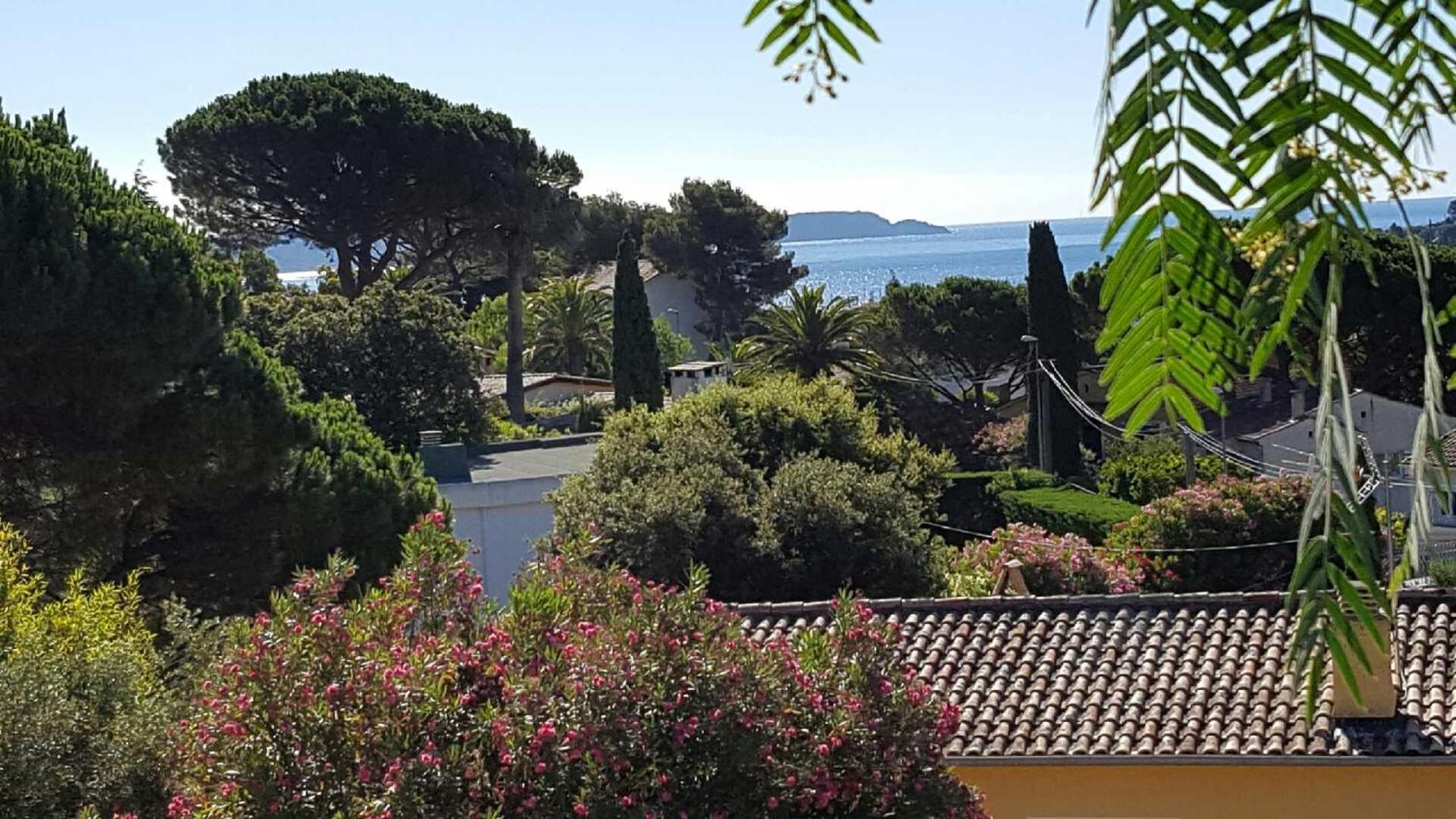 Villa Heliomar Cavalaire-sur-Mer Exterior photo